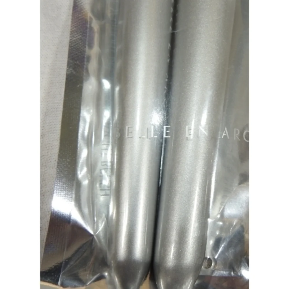 New‎ Belle en Argent Blush and Powder Brushes